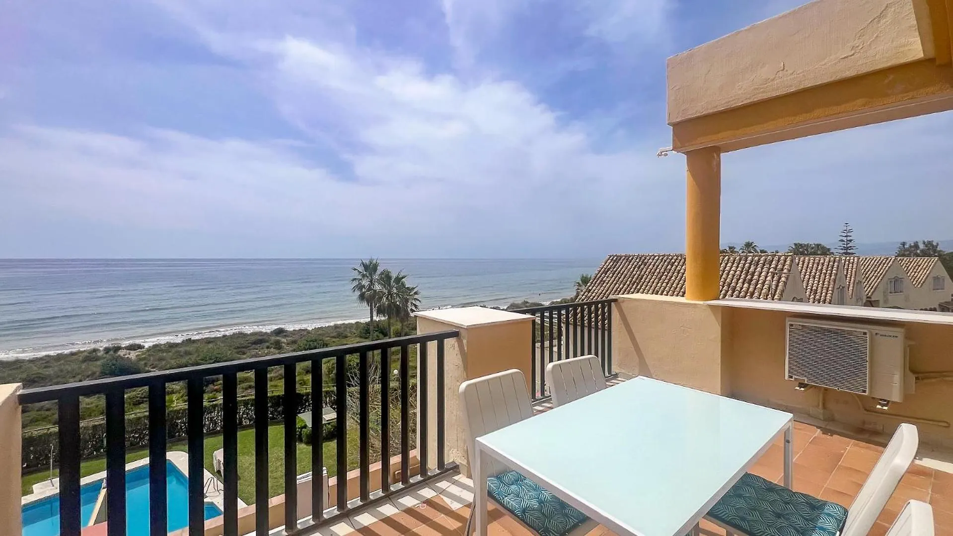 Apartment Oleholidays 841 Romana Playa Frente Al Mar Marbella