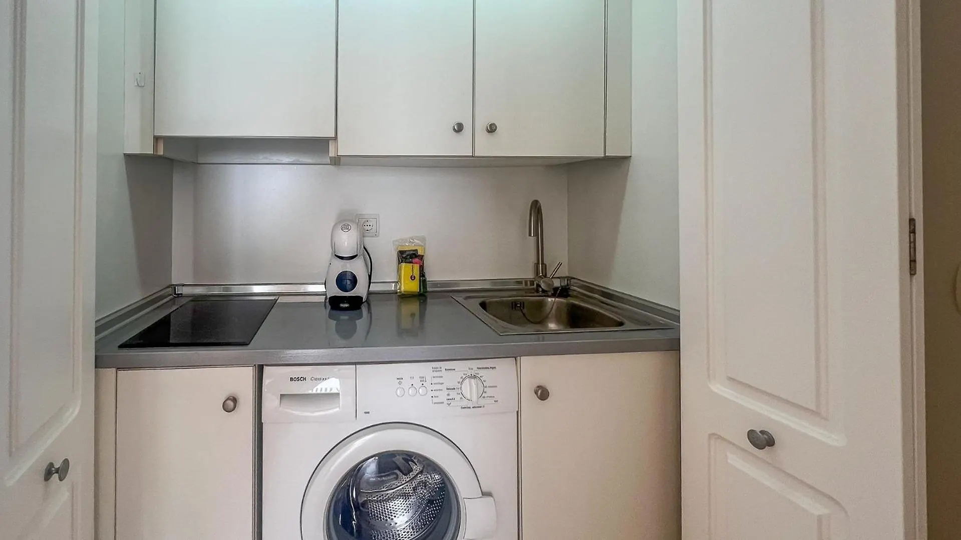 Apartment Oleholidays 841 Romana Playa Frente Al Mar Marbella Spain